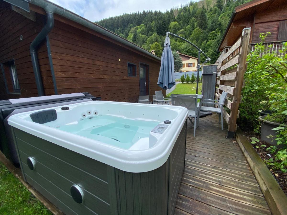 فيلا Le Petit Bouchot & Jacuzzi Privatif Proximite Gerardmer & La Bresse Rochesson المظهر الخارجي الصورة